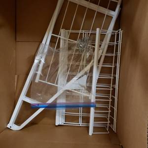 lot 75466 image: White Metal Wire Shoe Rack