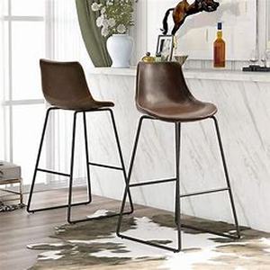 lot 75447 image: Set of 2 Brown Chairs