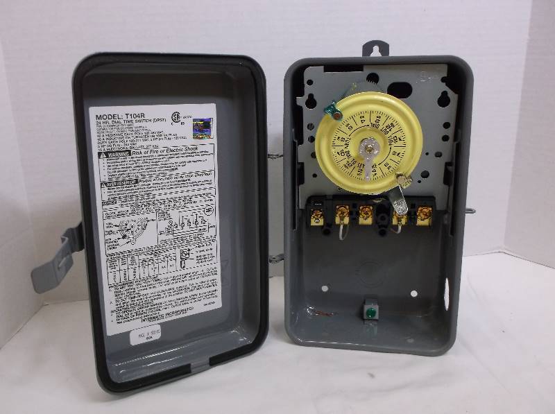 Intermatic T104R 208277Volt DPST 24 Hour Mechanical Time Switch with