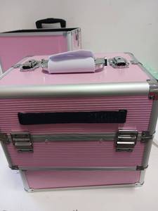 lot 44351 image: Yaheetech 3 in 1 Aluminum Rolling Makeup Case Large Cosmetic Train Case Big Trolley Organizer Case Makeup Organizer Travel Pink