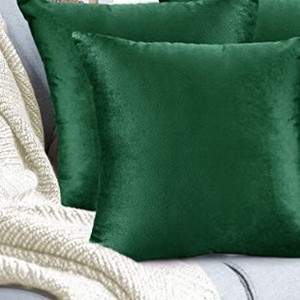 lot 2577 image: Nestl Velvet Green Throw Pillow Cover