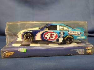 lot 14309 image: Robby Gordon Dodge 100th Anniversary Yankees 124 Scale Diecast Collectible Model Car