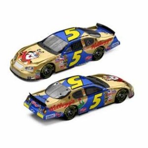 lot 14318 image: Kyle Busch #5 Kelloggs  Nextel Cup Rookie of the Year  2005 Monte Carlo Color Chrome  124 Scale Diecast