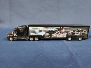 lot 14369 image: 2001 Limited Edition Dale Earnhardt #3 GM Goodwrench Service Plus Oreo Hauler