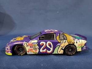 lot 14433 image: #29 Cartoon Network Monte Carlo Scooby Doo diecast replica 124