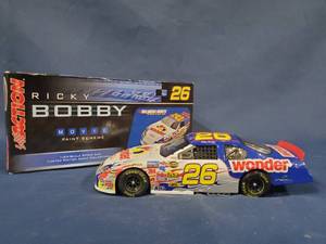 lot 14458 image: Ricky Bobby #26 2005 Wonder Bread 124 Scale Car