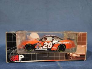 lot 14467 image: Tony Stewart 20 Home Depot 2003 Monte Carlo Action 124 Scale Nascar