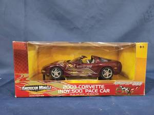 lot 14470 image: Ertl 50th Anniversary Corvette 2003 Indy 500 Pace Car.