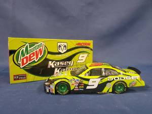 lot 14003 image: Autographed Kasey Kahne 9 Mountain Dew 2004 Dodge Intrepid 124 Action Racing Collectible