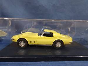 lot 14027 image: Revell 69 Corvette Coupe Yenko Motor City Muscle 125 Scale
