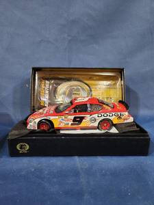 lot 14039 image: Kasey Kahne #9 Dodge Dealers  UAW DaimlerChrysler 400 2006 Charger Elite 1 of 250 PN 405163 124 Scale