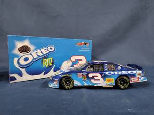 lot 14484 image: Dale Earnhardt Jr. #3 Oreo Ritz 124 Action 2002 DAYTONA WIN NASCAR BOXED