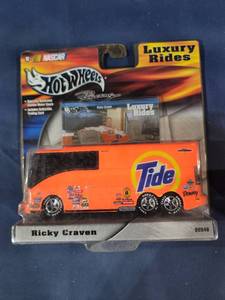 lot 14518 image: Rare ,Nascar Hot Wheels Luxury Rides 32 Ricky Craven Tide