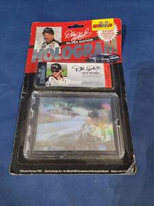 lot 14522 image: Dale Earnhardt Sr 1992 Gold Edition Hologram Card & AuthenTicket Wheels Racing