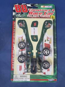 lot 14567 image: NASCAR #24 Jeff Gordon Construct A Race Car Dupont NEW
