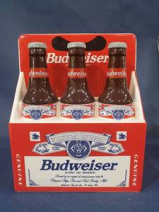 lot 14577 image: Budweiser 480207 Ceramic 6 Pack Carton Bottles Bank