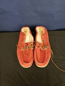 lot 7865 image: red Old Navy dock shoes sz 9