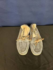 lot 7867 image: Old Navy dock shoes sz 9