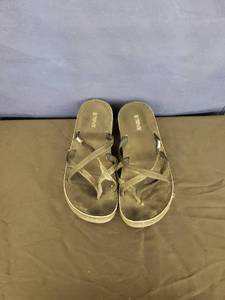 lot 7870 image: Teva sandals