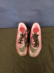lot 7876 image: Pink Nike cleats sz 12C