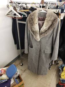 lot 7890 image: beautiful vintage grey woolfur long coat size unknown