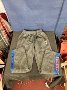 lot 7894 image: KU Jayhawks sweatpants sz L 14-16 youth