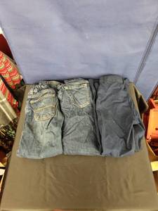 lot 7909 image: lot 9f boys sz 10 jeans