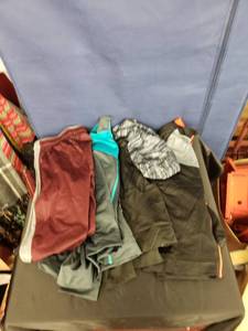 lot 7911 image: boys sz 10 jacketspants