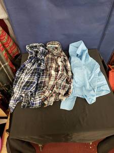 lot 7924 image: lot of Kids sz 6 long sleeve button shirts