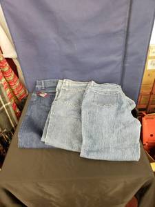 lot 7931 image: lot of womens jeans sz 12