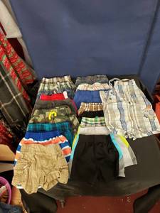 lot 7939 image: lot of 6-9mth shorts