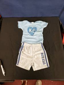 lot 7947 image: KC Royals onesie (0-6mth)shorts (3-6mth)
