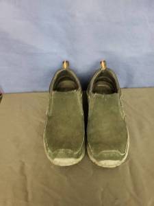 lot 7980 image: Ozark Trail black slip on sz 8 12