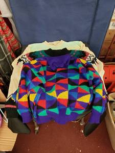 lot 7995 image: lot of vintage sweaters sz Small