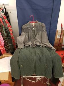 lot 8050 image: pair corduroy jackets sz XL
