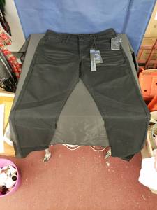 lot 8091 image: NWT black jeans sz 34x30