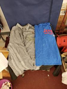 lot 8107 image: pair KU Shirts sz XL