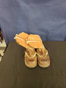 lot 8141 image: Ariat Fatbaby sz 6.5B