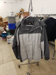 lot 8166 image: Athletech grey jacket sz M