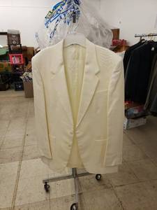 lot 8189 image: Public Notices cream suit coat