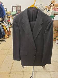 lot 8191 image: Hart Schaffer Beers suitcoatpants