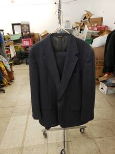lot 8198 image: Johnny Carson suit coatpants