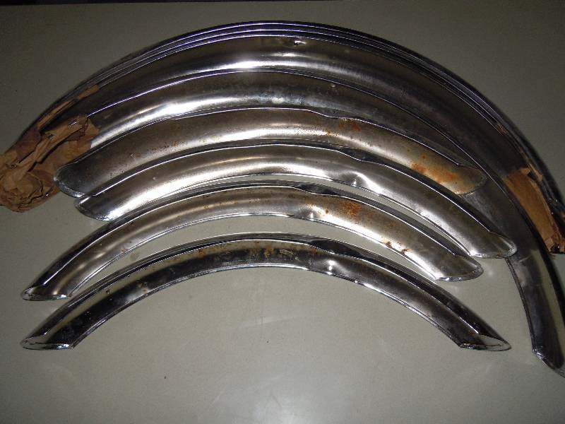 lot 2264 image: Lot of Rims