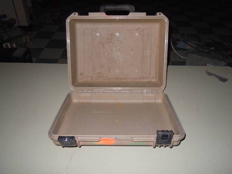 lot 2253 image: Storm Case
