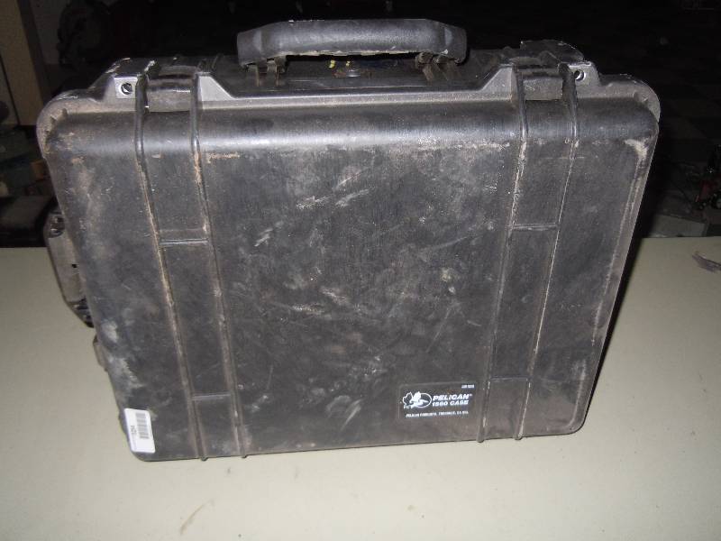 lot 2254 image: Storm Case