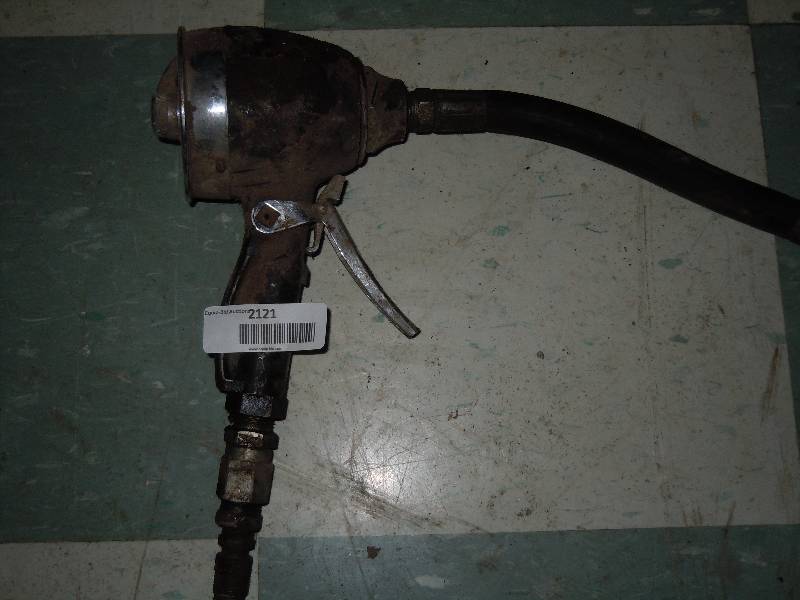 lot 2121 image: Industrial Tool