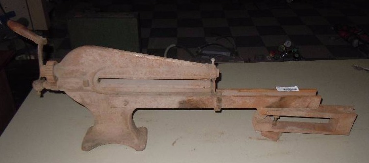 lot 2038 image: Sheet metal roller