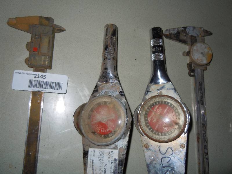lot 2145 image: Torque Wrench Lot