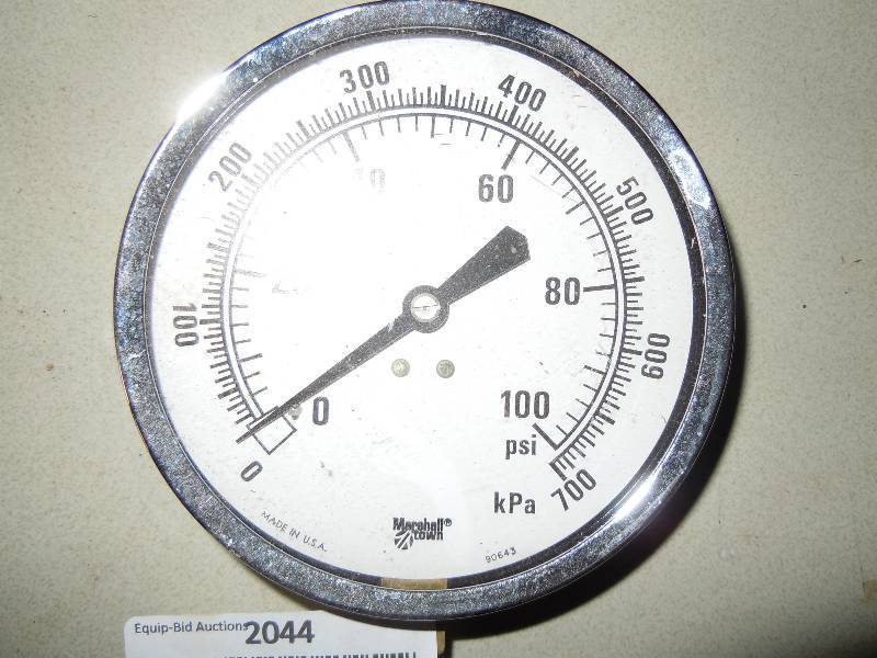 lot 2044 image: Large Gauge