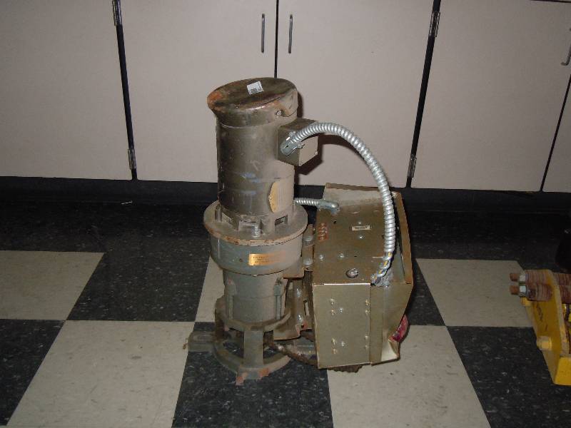 lot 2187 image: Baldor Pump
